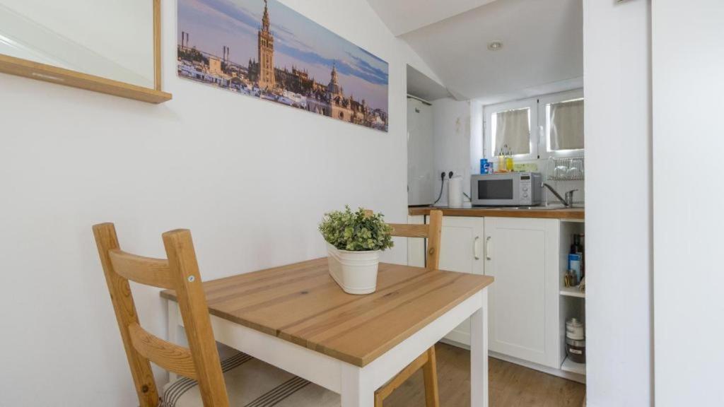 Enjoy The Alfalfa Apartment Севиля Екстериор снимка